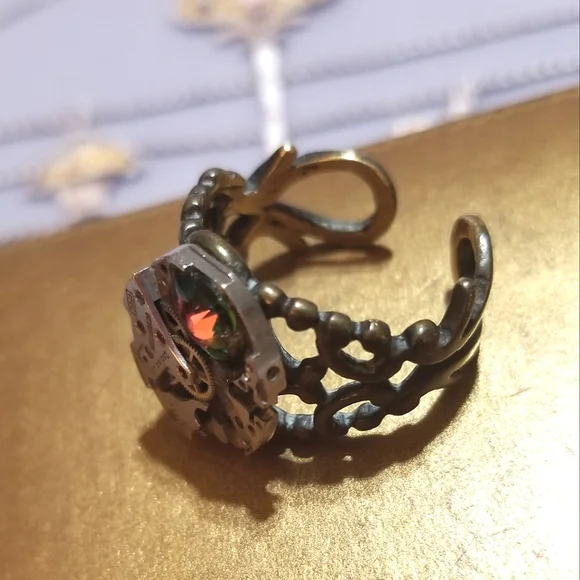 Vintage Steampunk Rainbow Crystal Ring - Picture 5 of 7